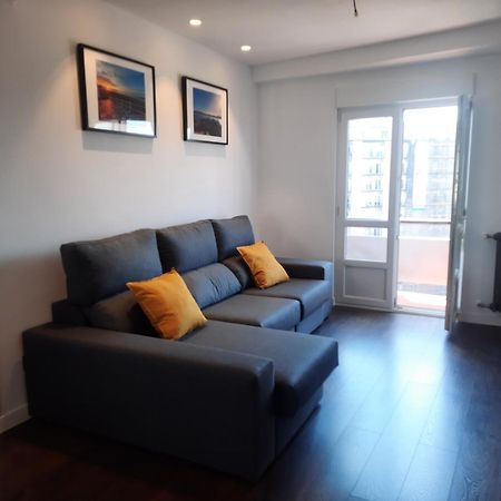 Apartamento Centro Gijon Con Wifi Gratis Y Parking Publico Proximo Incluido 客房 照片